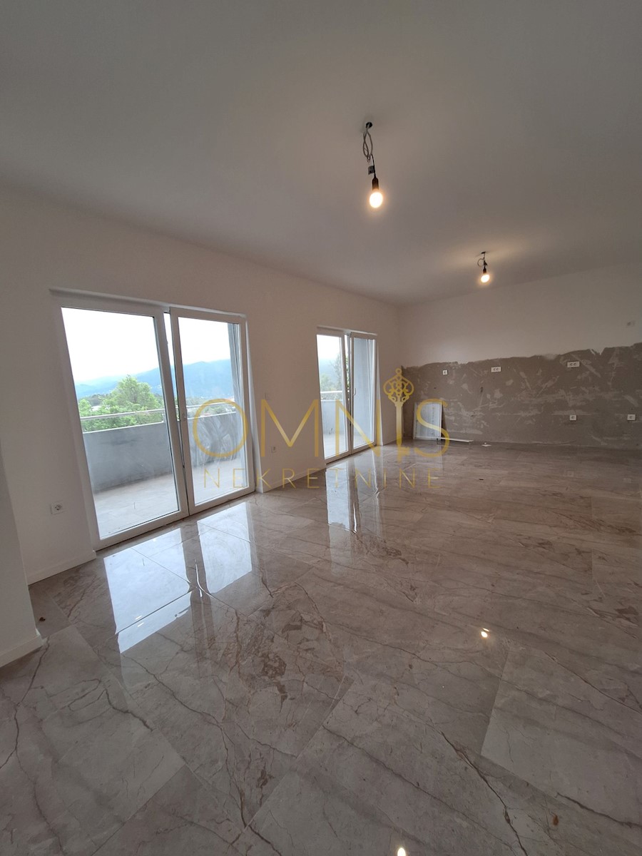 Apartment Zu verkaufen - PRIMORSKO-GORANSKA KASTAV