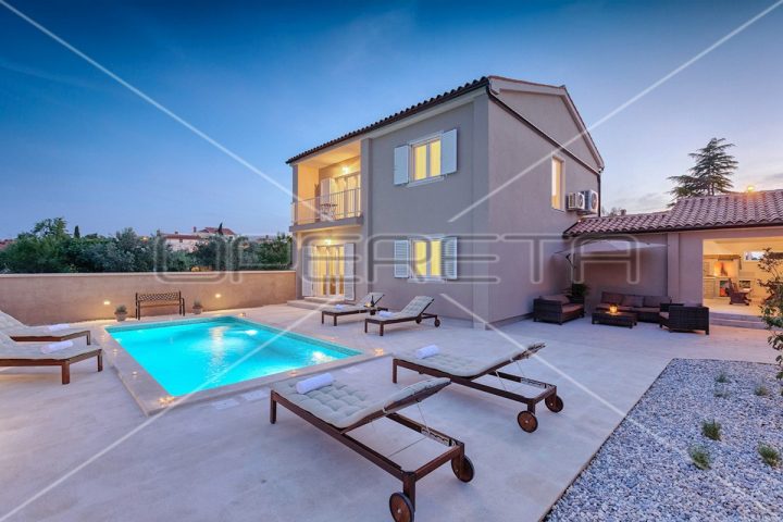 Casa in vendita 166 m² – Tinjan