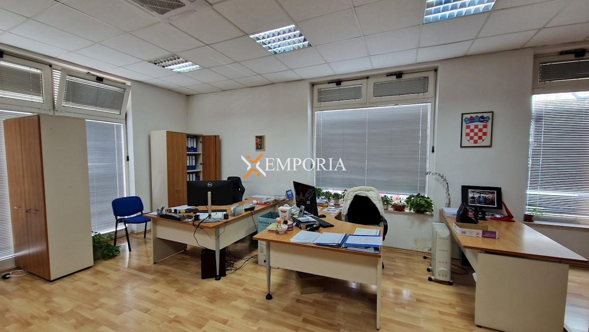 Business premises For sale - ZADARSKA ZADAR