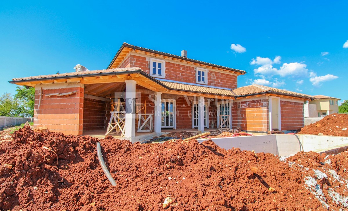 Kuća Na prodaju - ISTARSKA ŽMINJ