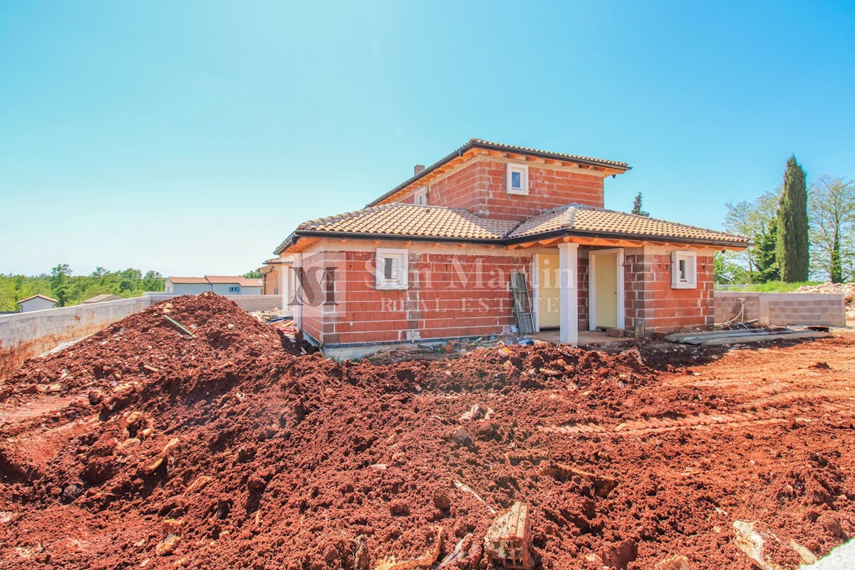 Kuća Na prodaju - ISTARSKA ŽMINJ