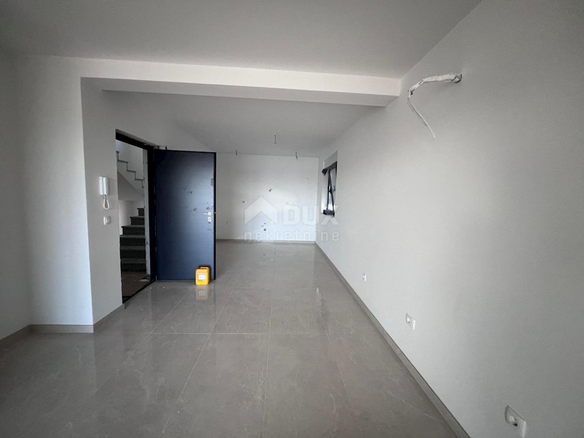 Apartmán Na prodej - ŠIBENSKO-KNINSKA ROGOZNICA