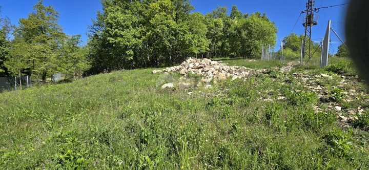 Land for sale 1000 m² – Pićan