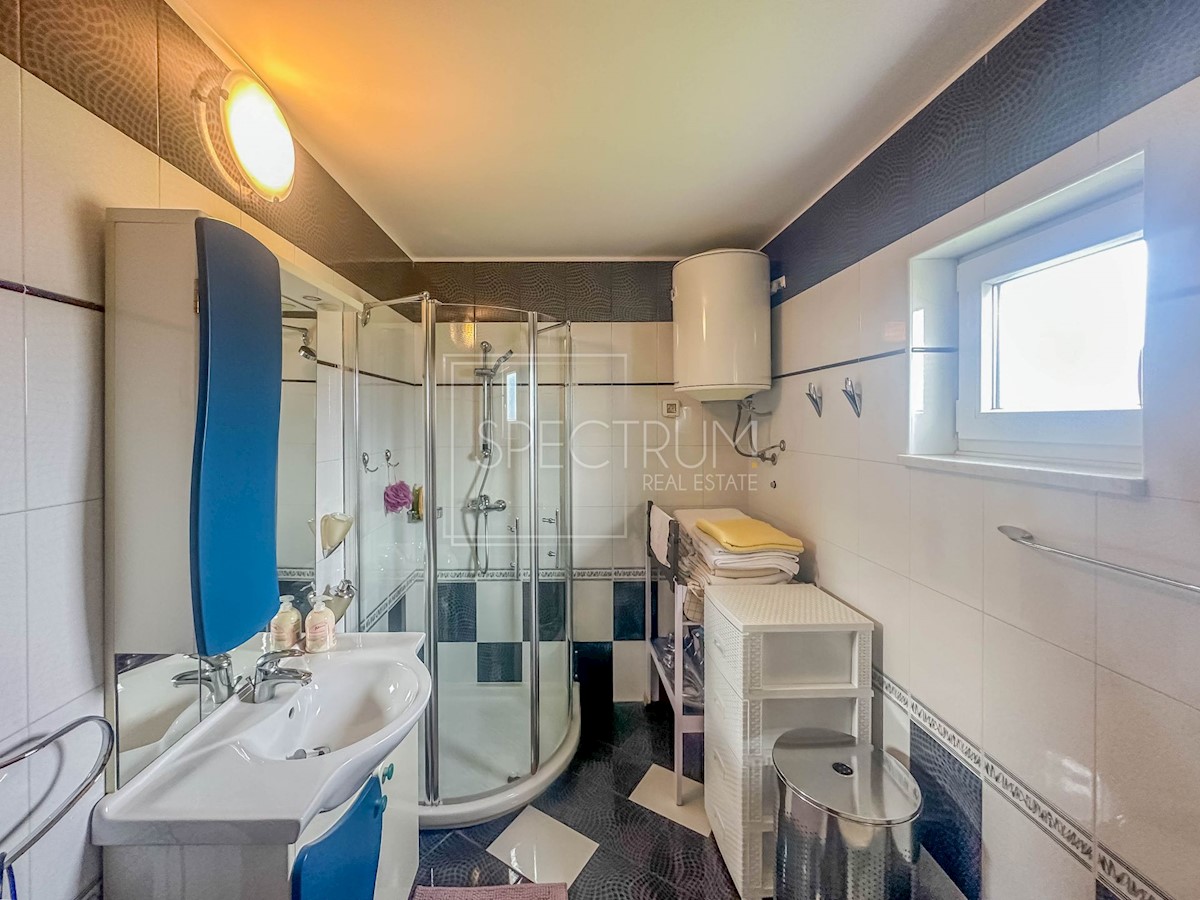 Apartma Naprodaj - ISTARSKA Novigrad