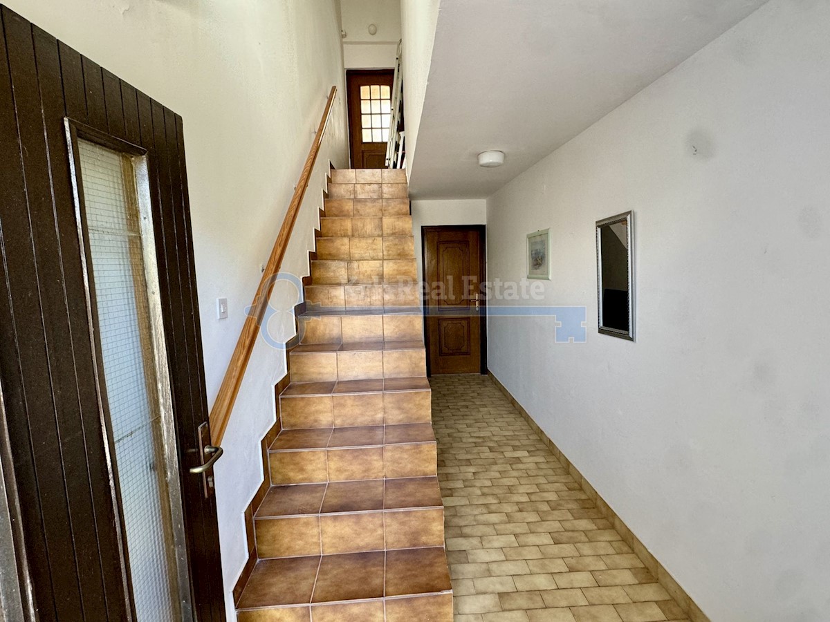 Apartment Zu verkaufen - PRIMORSKO-GORANSKA KRK