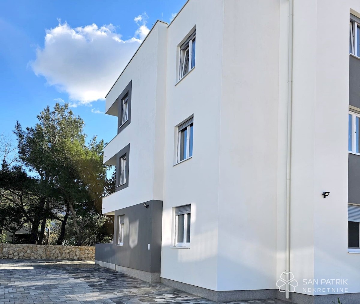 Apartmán Na prodej - LIČKO-SENJSKA NOVALJA