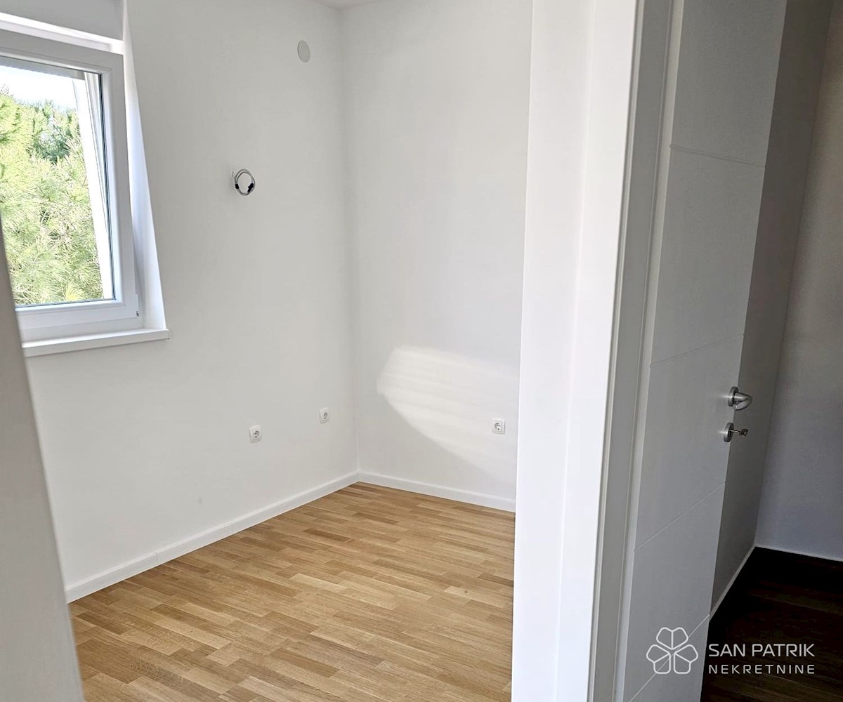 Apartmán Na prodej - LIČKO-SENJSKA NOVALJA