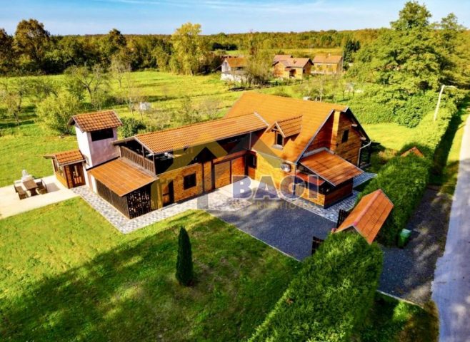 Dom na sprzedaż 274 m² – Gornji Cerovljani