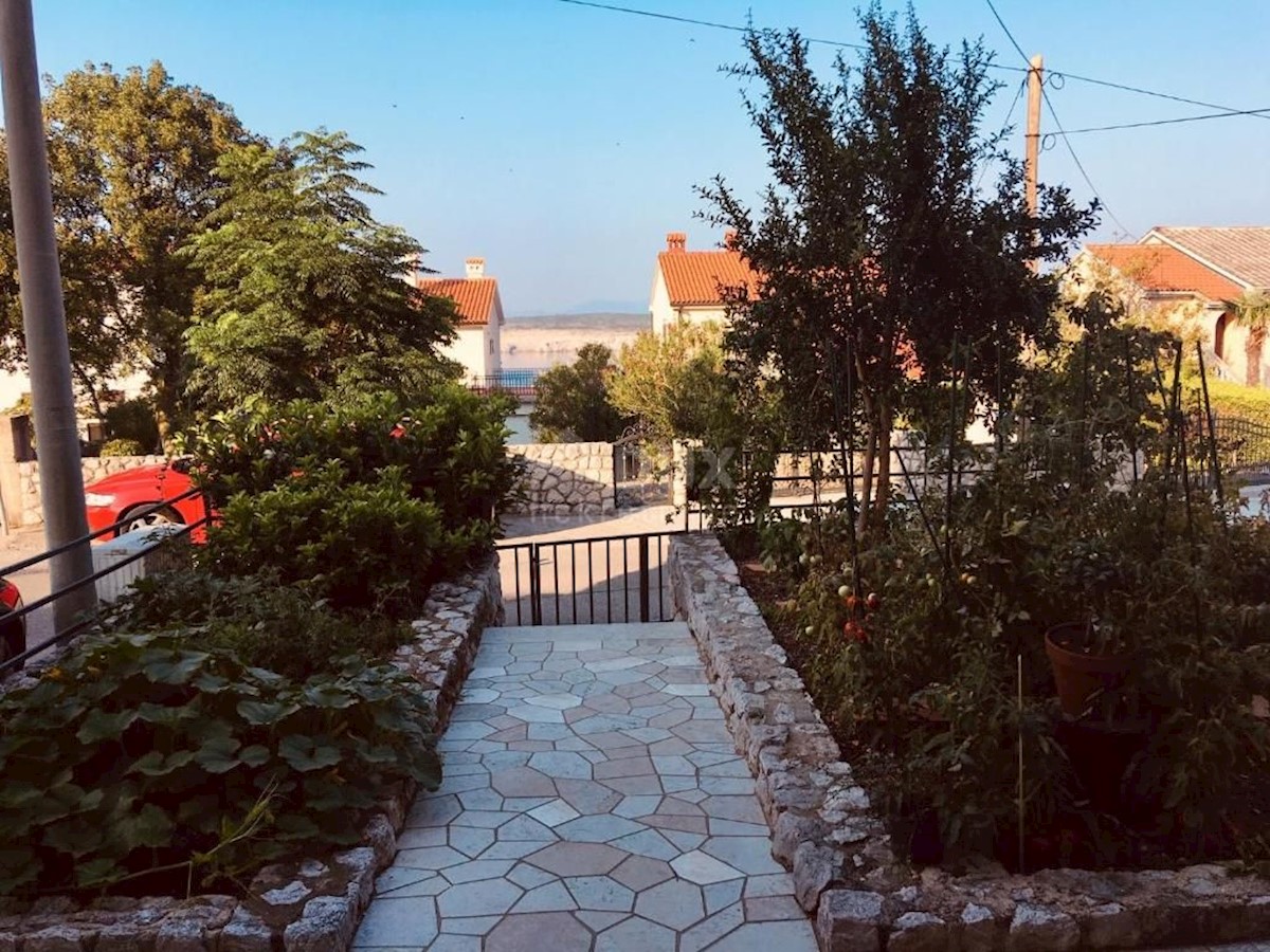 Dom Na predaj - PRIMORSKO-GORANSKA CRIKVENICA