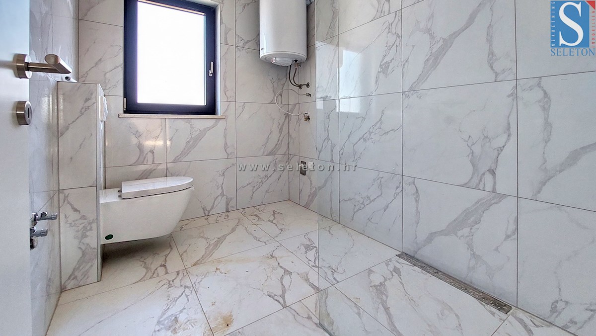 Apartmán Na predaj - ISTARSKA POREČ