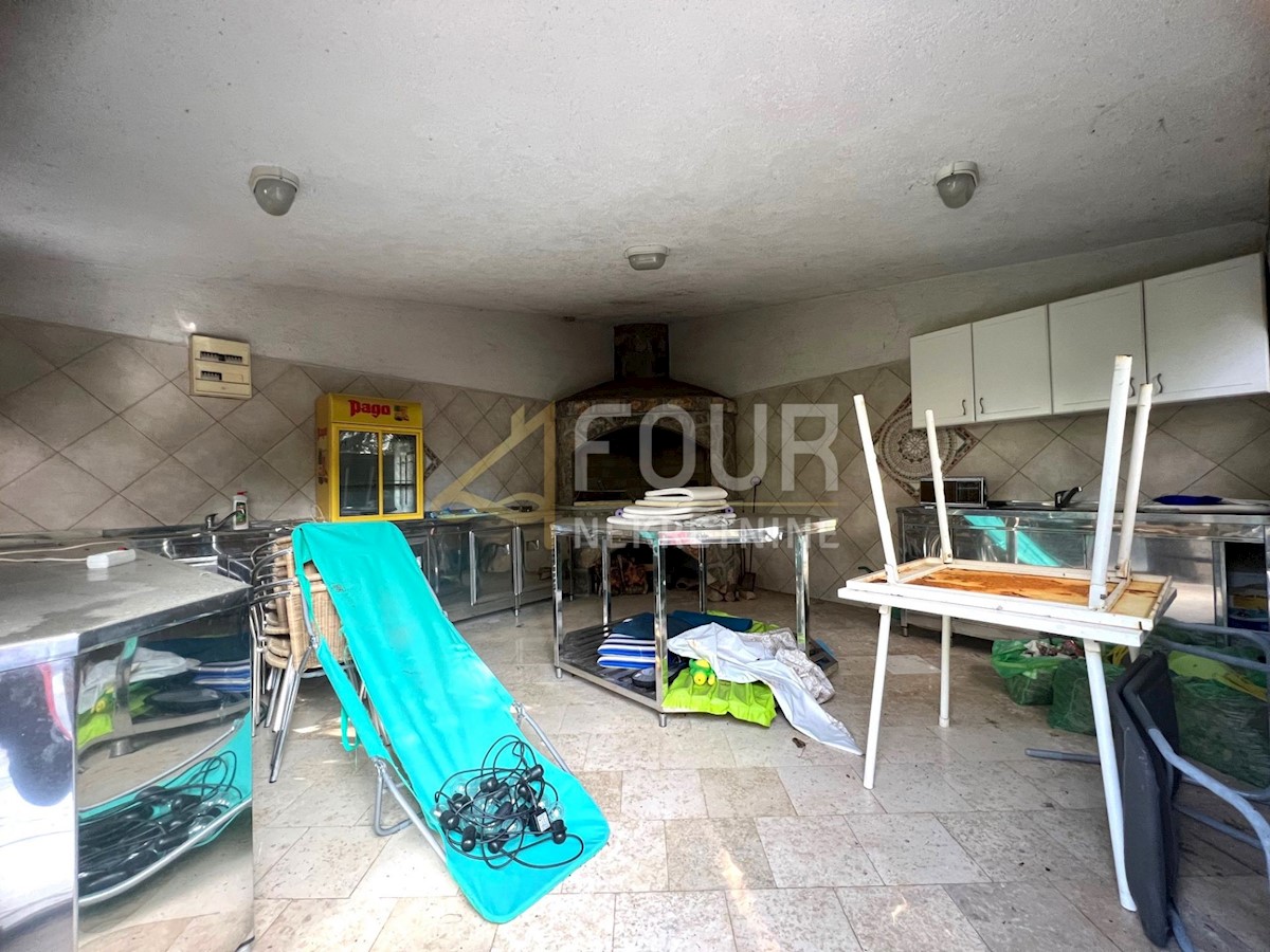 Poslovni prostor Na prodaju - PRIMORSKO-GORANSKA CRIKVENICA