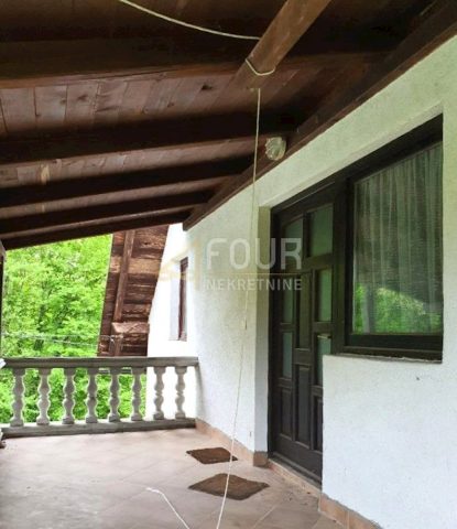 Dom na predaj 200 m² – Tounj