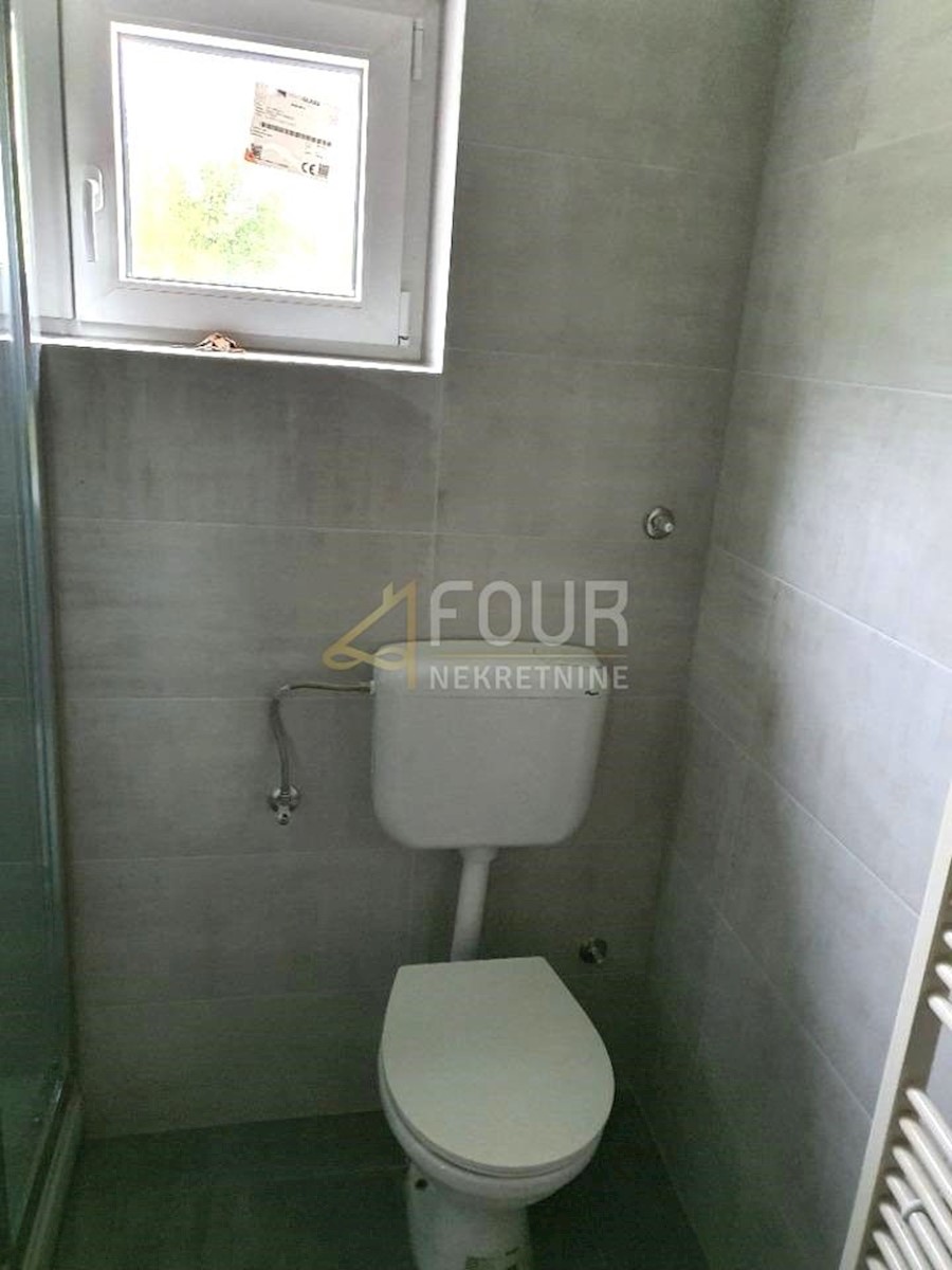 House For sale - KARLOVAČKA TOUNJ