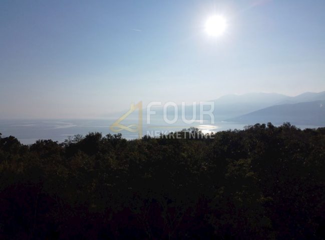 Zemljište na prodaju 1573 m² – Rijeka