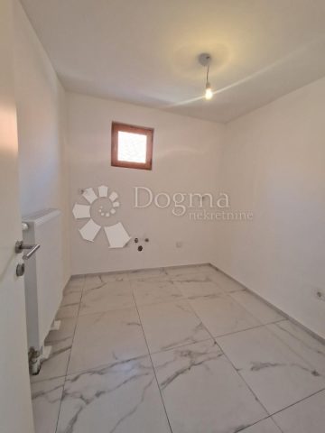 Hiša Na predaj - Primorsko-goranska Novi Vinodolski - foto 4/12