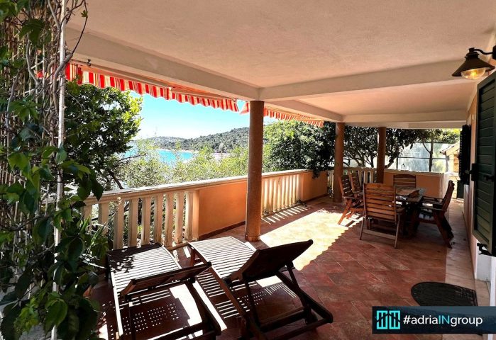 Casa In vendita - Splitsko-dalmatinska Marina - foto 3/31