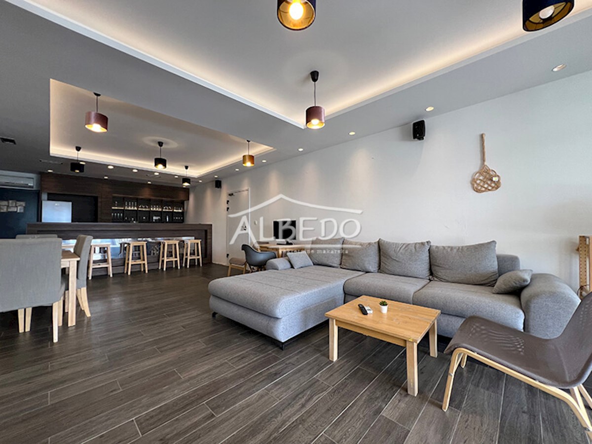 Flat For sale - SPLITSKO-DALMATINSKA OMIŠ