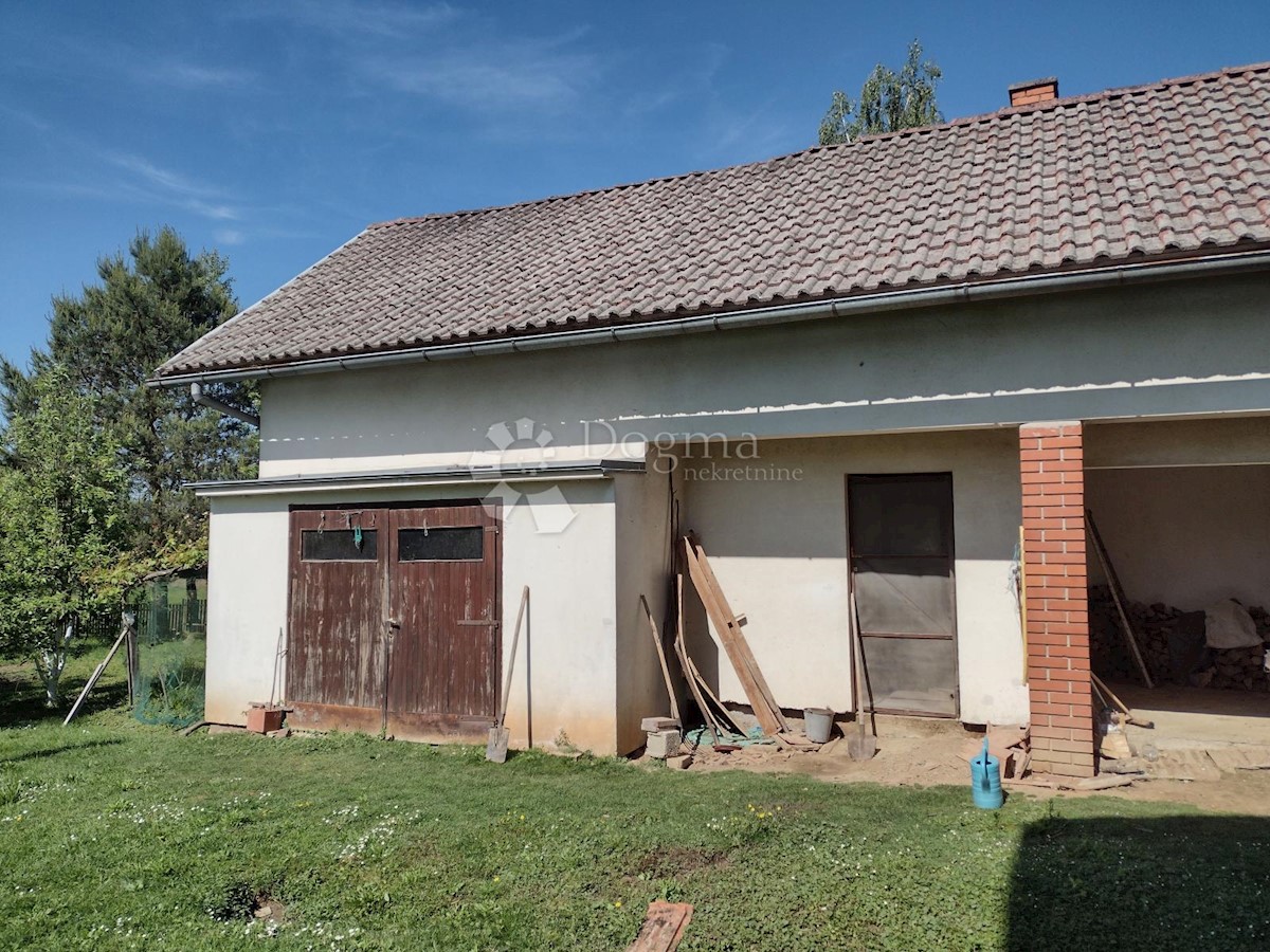 Haus Zu verkaufen - SISAČKO-MOSLAVAČKA GVOZD