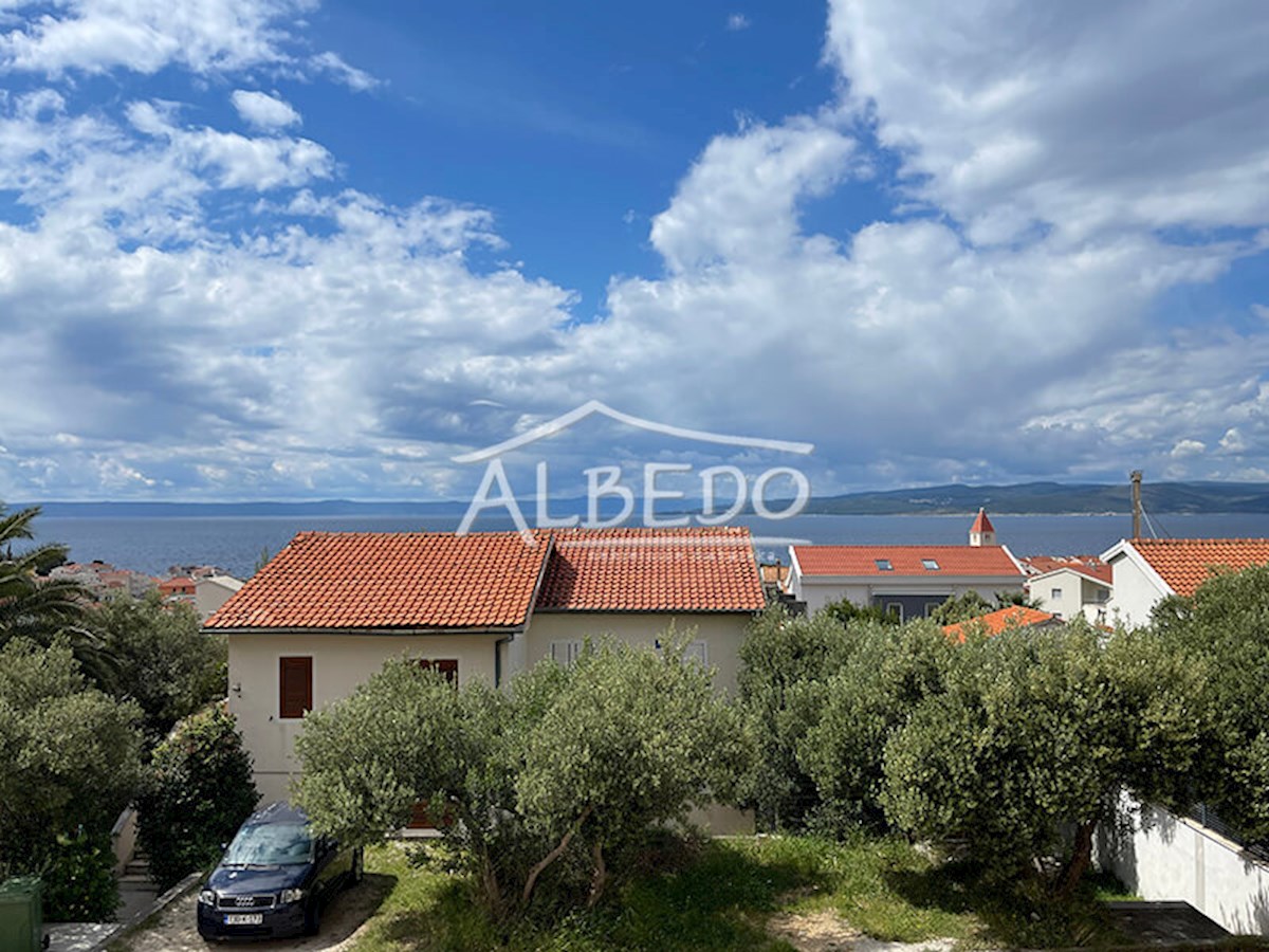 Flat For sale - SPLITSKO-DALMATINSKA BAŠKA VODA