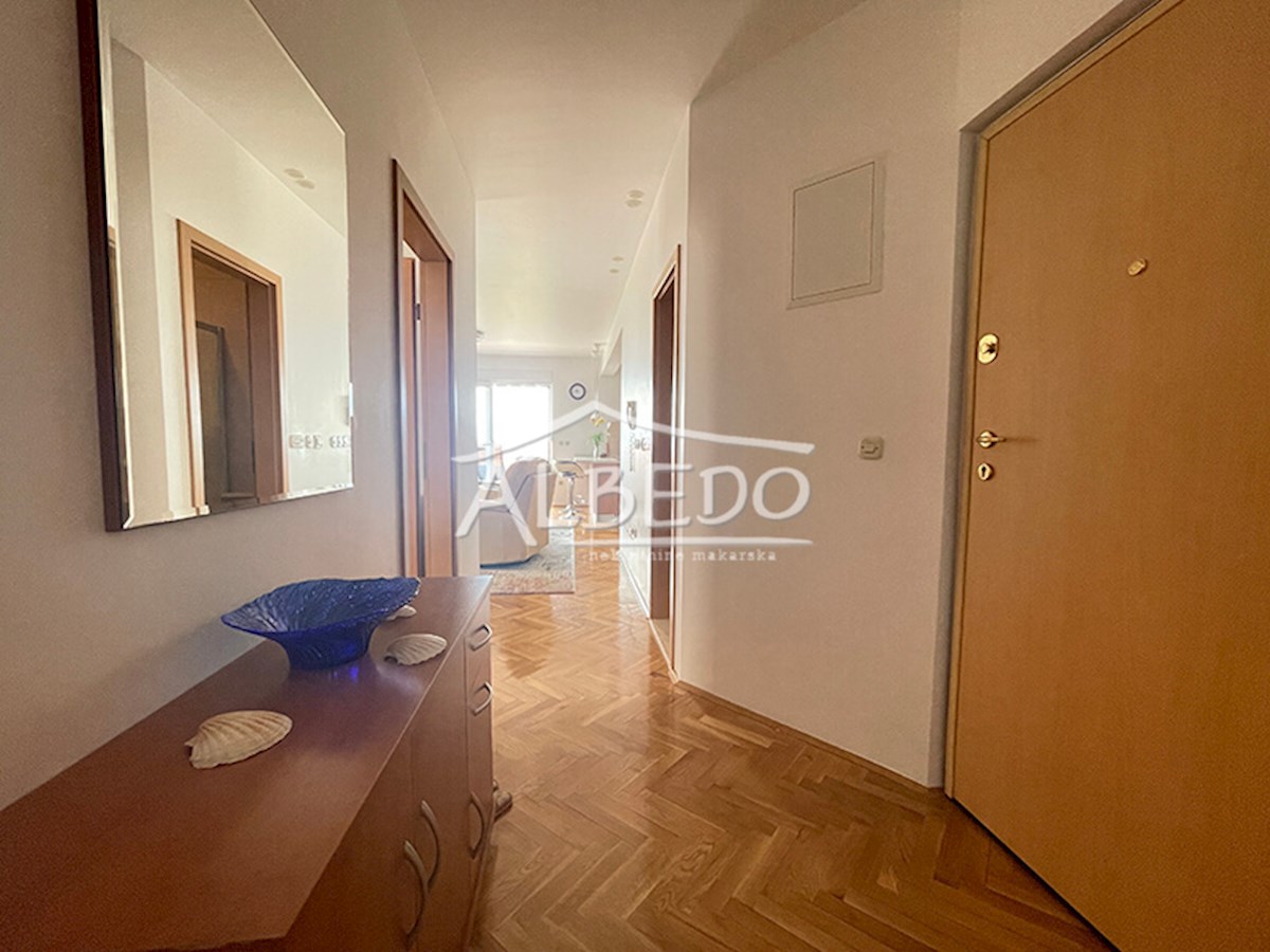 Apartment Zu verkaufen - SPLITSKO-DALMATINSKA BAŠKA VODA