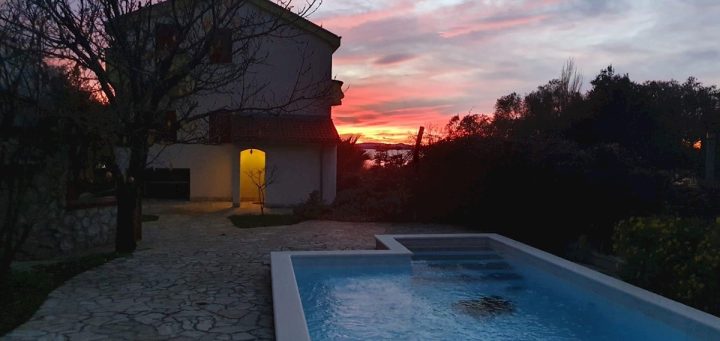 Haus zu verkaufen 400 m² – Kožino