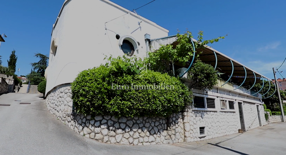 Dom Na sprzedaż - PRIMORSKO-GORANSKA CRIKVENICA