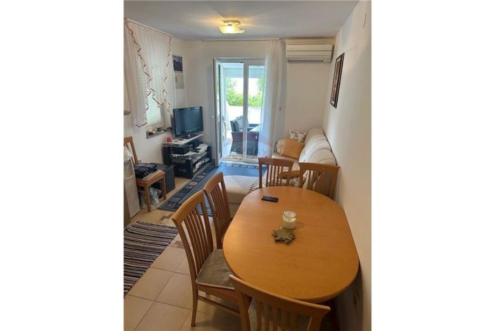 Flat for sale 53 m² – Novalja