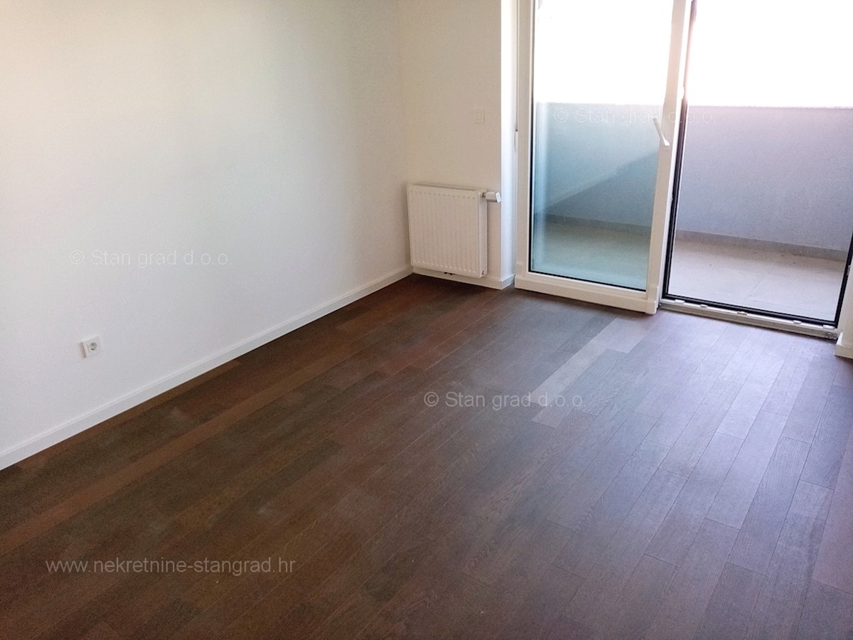 Appartement À vendre - ZAGREBAČKA VELIKA GORICA