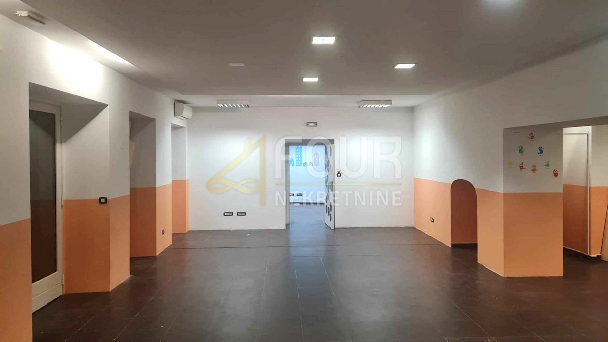 Business premises For rent - PRIMORSKO-GORANSKA RIJEKA