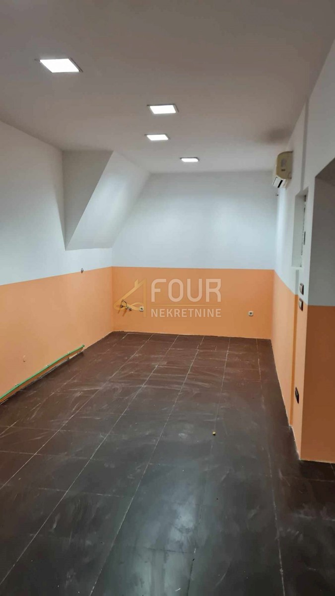 Business premises For rent - PRIMORSKO-GORANSKA RIJEKA