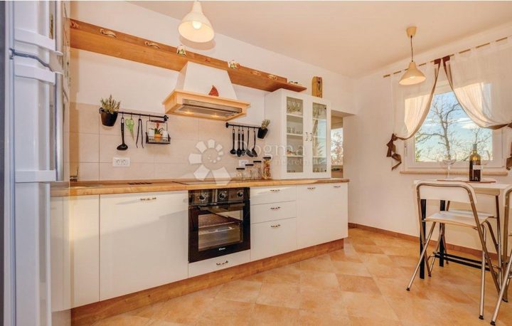 Maison À louer - Primorsko-goranska Kostrena - foto 2/11