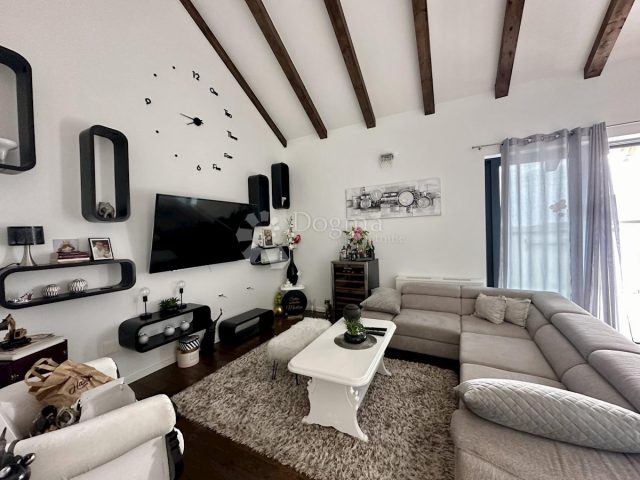 Stan Na prodaju - šibensko-kninska Vodice - foto 4/23