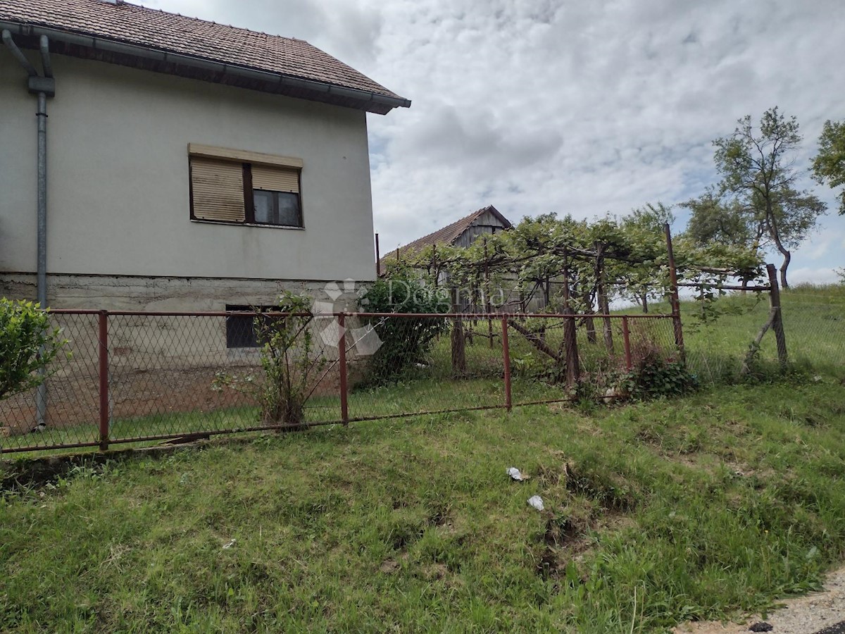 Kuća Na prodaju - Sisačko-moslavačka Gvozd