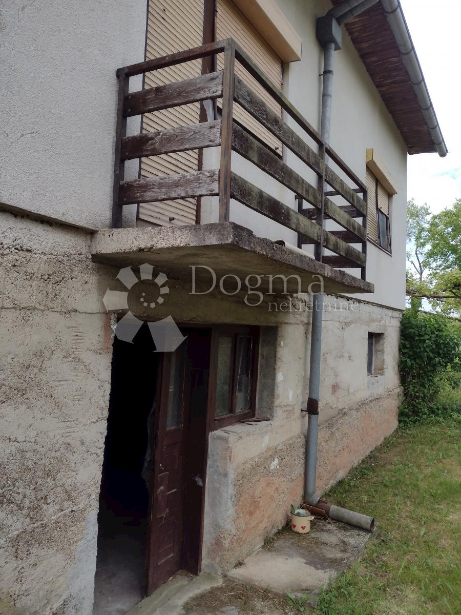 Kuća Na prodaju - Sisačko-moslavačka Gvozd