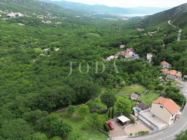 Dům na prodej 305 m² – Bribir