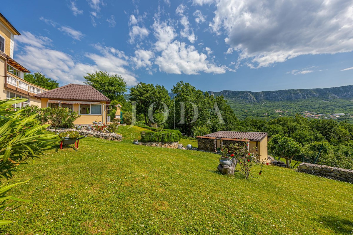 Dom Na sprzedaż - PRIMORSKO-GORANSKA VINODOLSKA OPĆINA