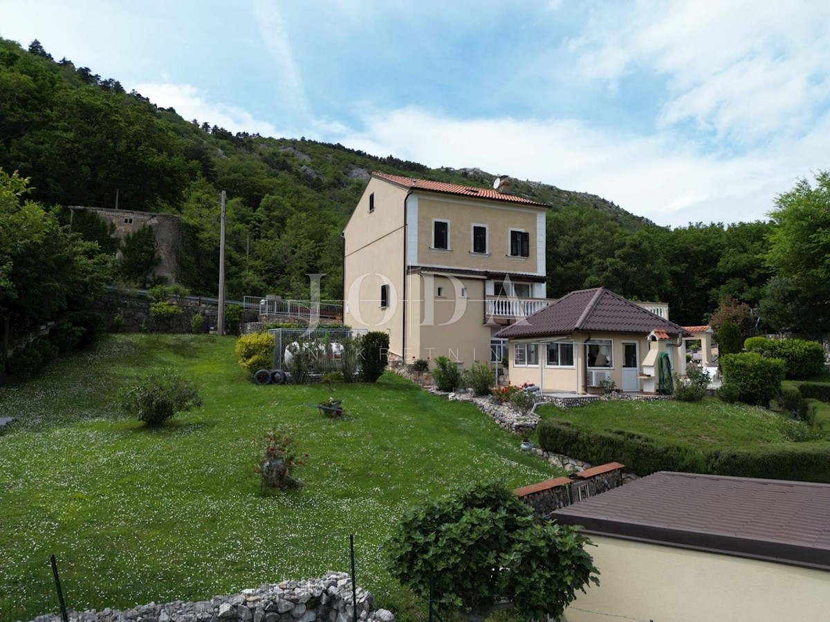 Dom Na sprzedaż - PRIMORSKO-GORANSKA VINODOLSKA OPĆINA