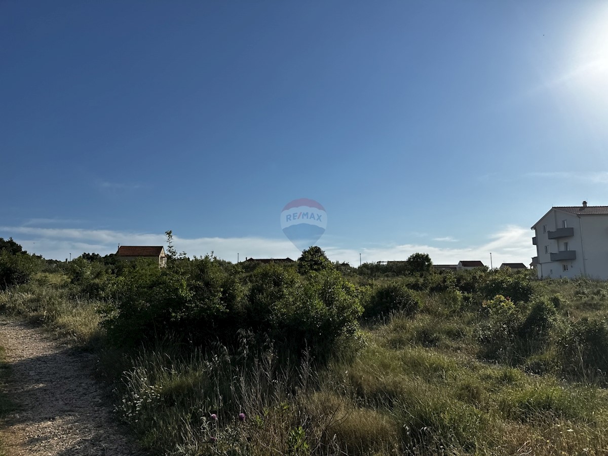 Land For sale - ŠIBENSKO-KNINSKA ŠIBENIK