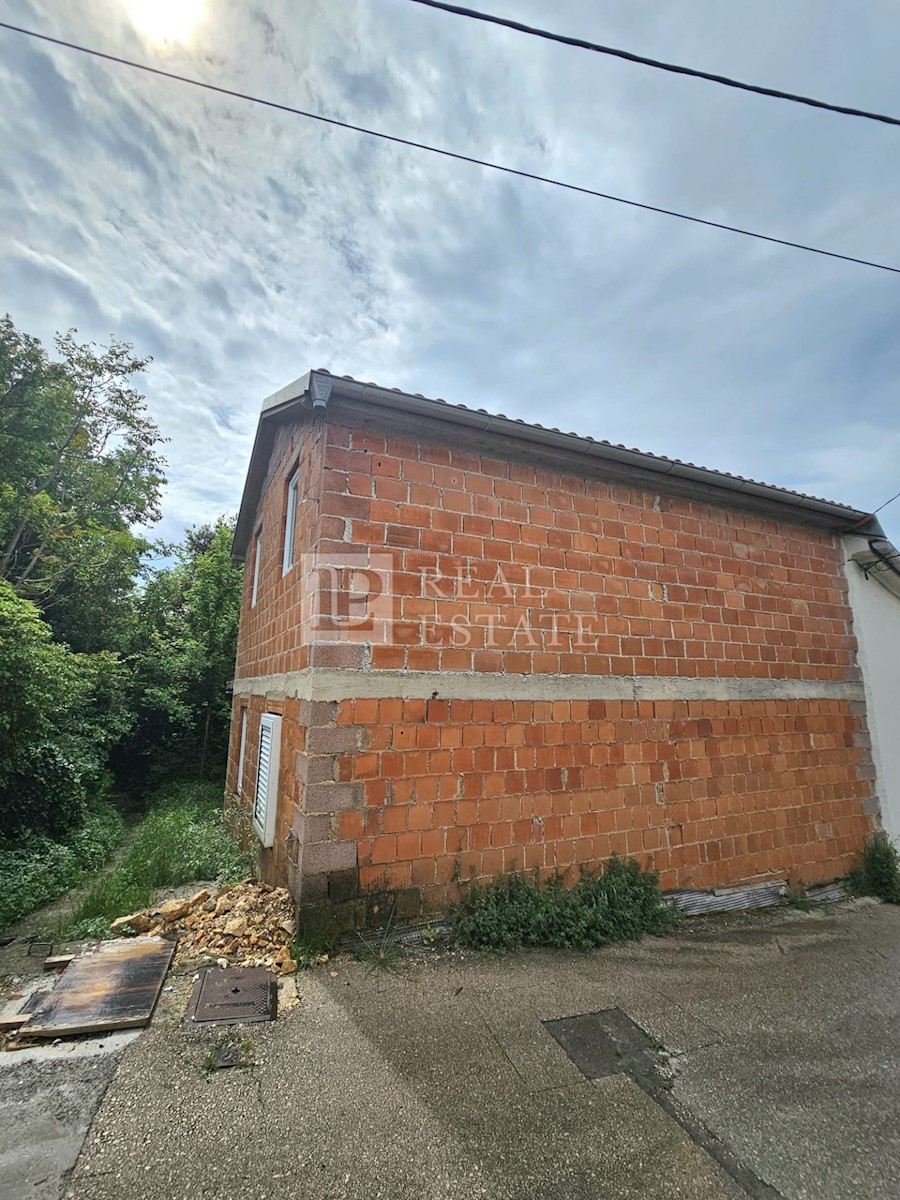 Kuća Na prodaju - PRIMORSKO-GORANSKA CRIKVENICA
