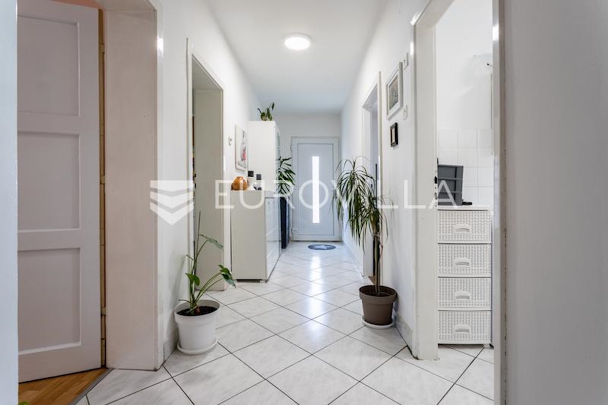 Apartmán Na prodej - SPLITSKO-DALMATINSKA SPLIT