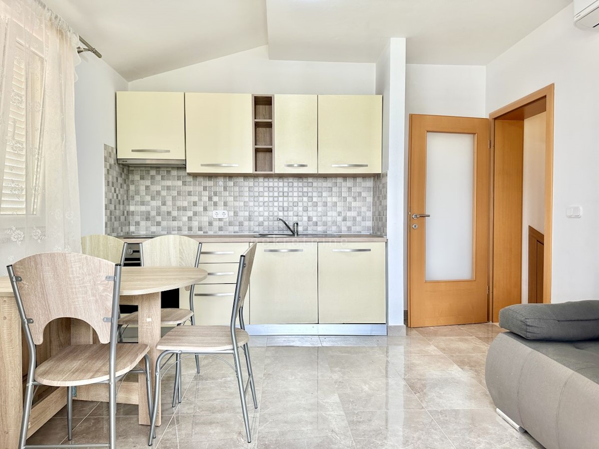 Flat For sale - ISTARSKA TAR-VABRIGA