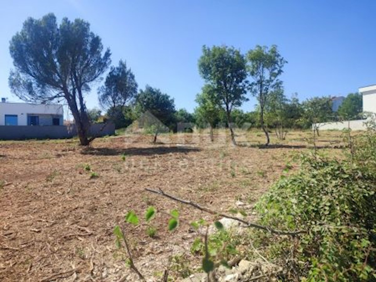 Land For sale - ISTARSKA MEDULIN