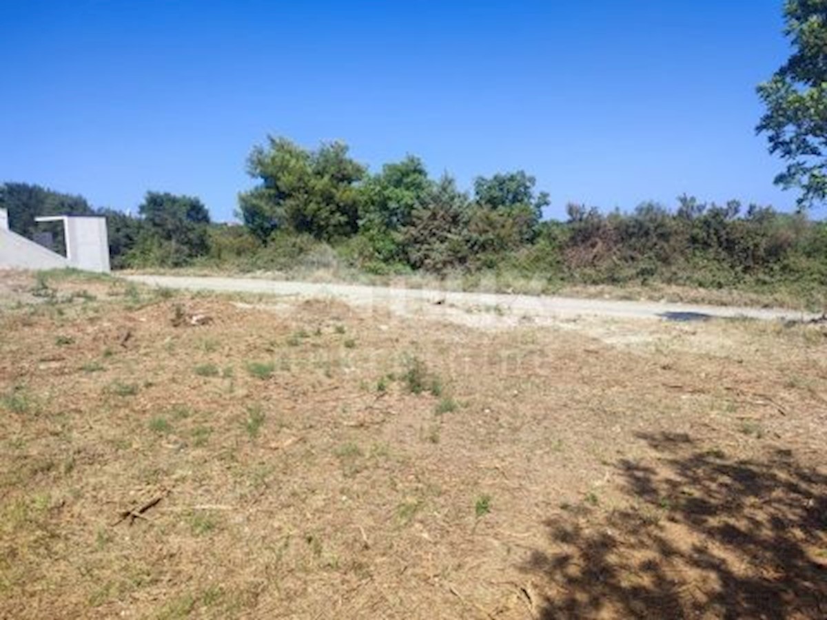 Land For sale - ISTARSKA MEDULIN