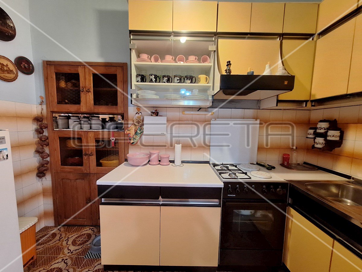 Apartma Na predaj - ŠIBENSKO-KNINSKA ŠIBENIK