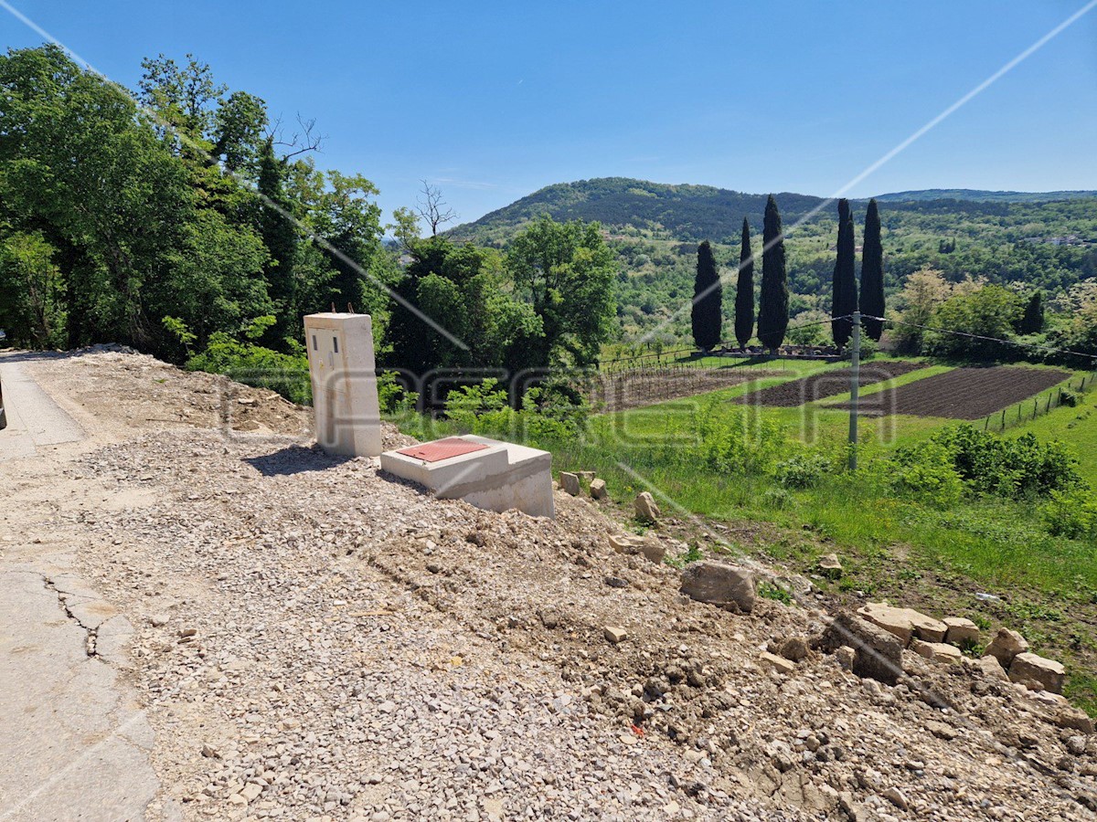 Grundstück Zu verkaufen - ISTARSKA MOTOVUN