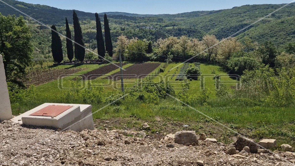 Grundstück Zu verkaufen - ISTARSKA MOTOVUN