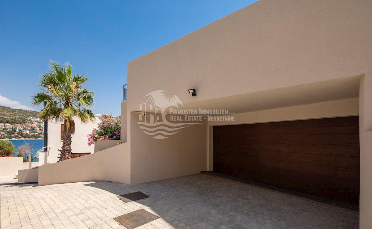House For sale - SPLITSKO-DALMATINSKA ČIOVO