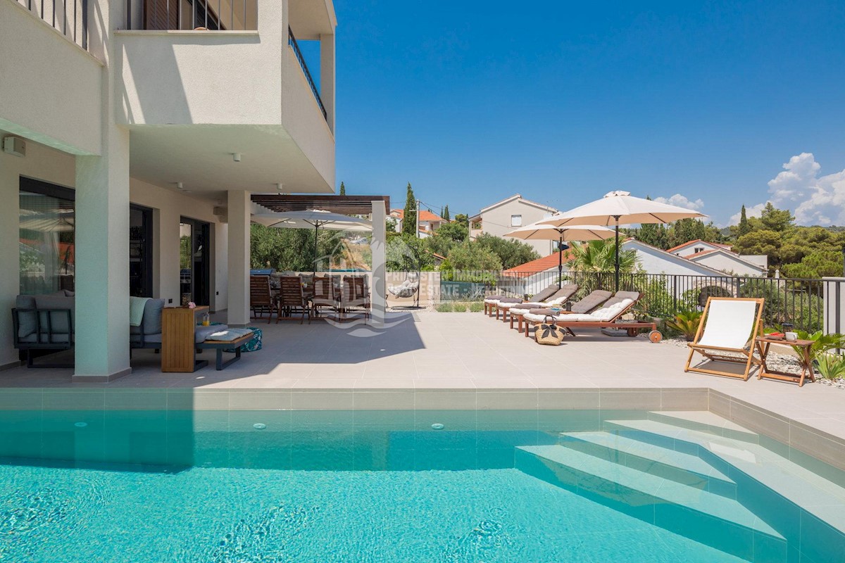 House For sale - SPLITSKO-DALMATINSKA ČIOVO
