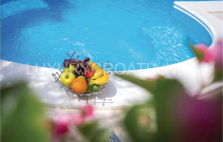 House for sale 240 m² – Zaton