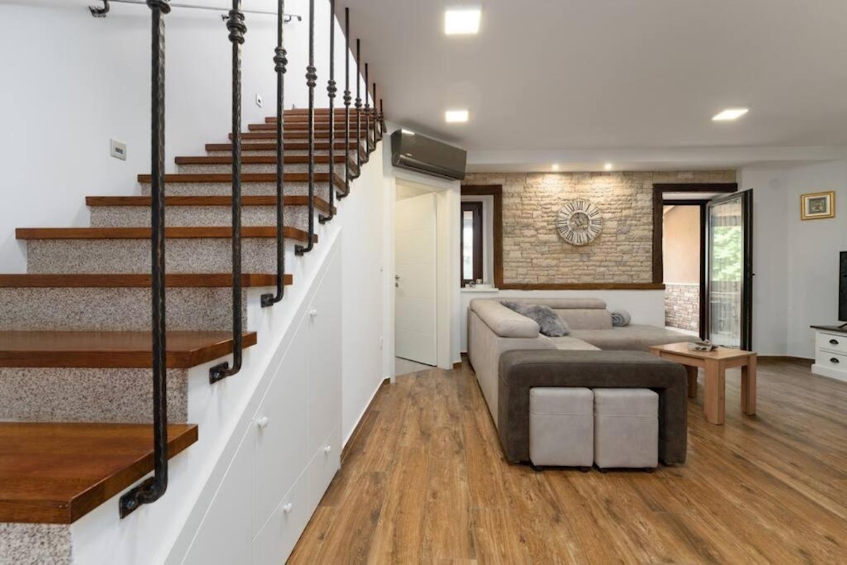 House For sale - ISTARSKA UMAG